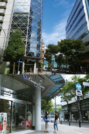 ふりそでシミズ新横浜店